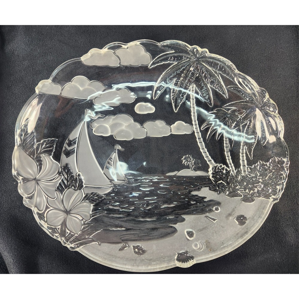 Very Large Mikasa SANTA CRUZ Crystal Sail Boats Tropical Beach 19" x 16" Platter